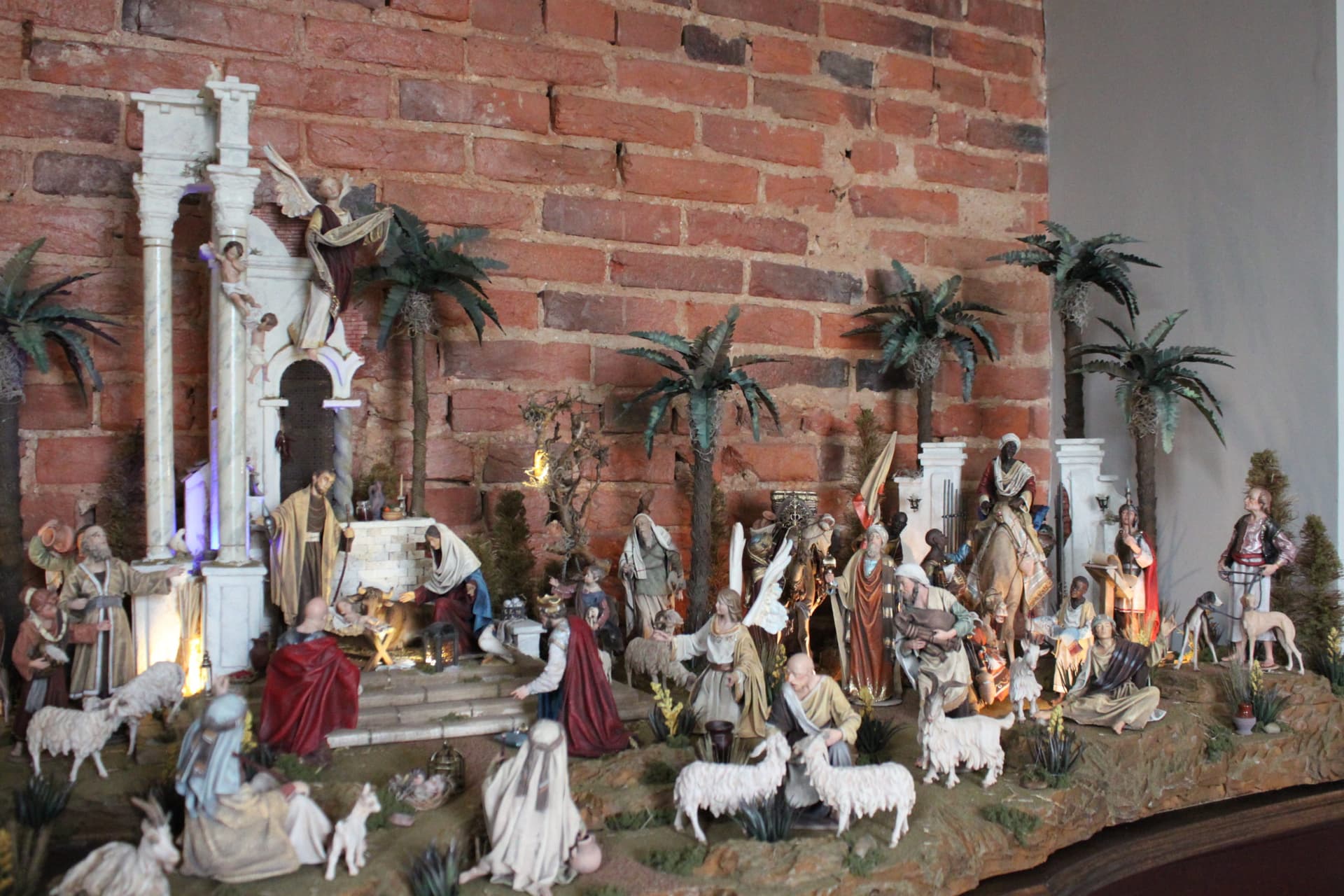 The Renaissance Nativity, photograph 24