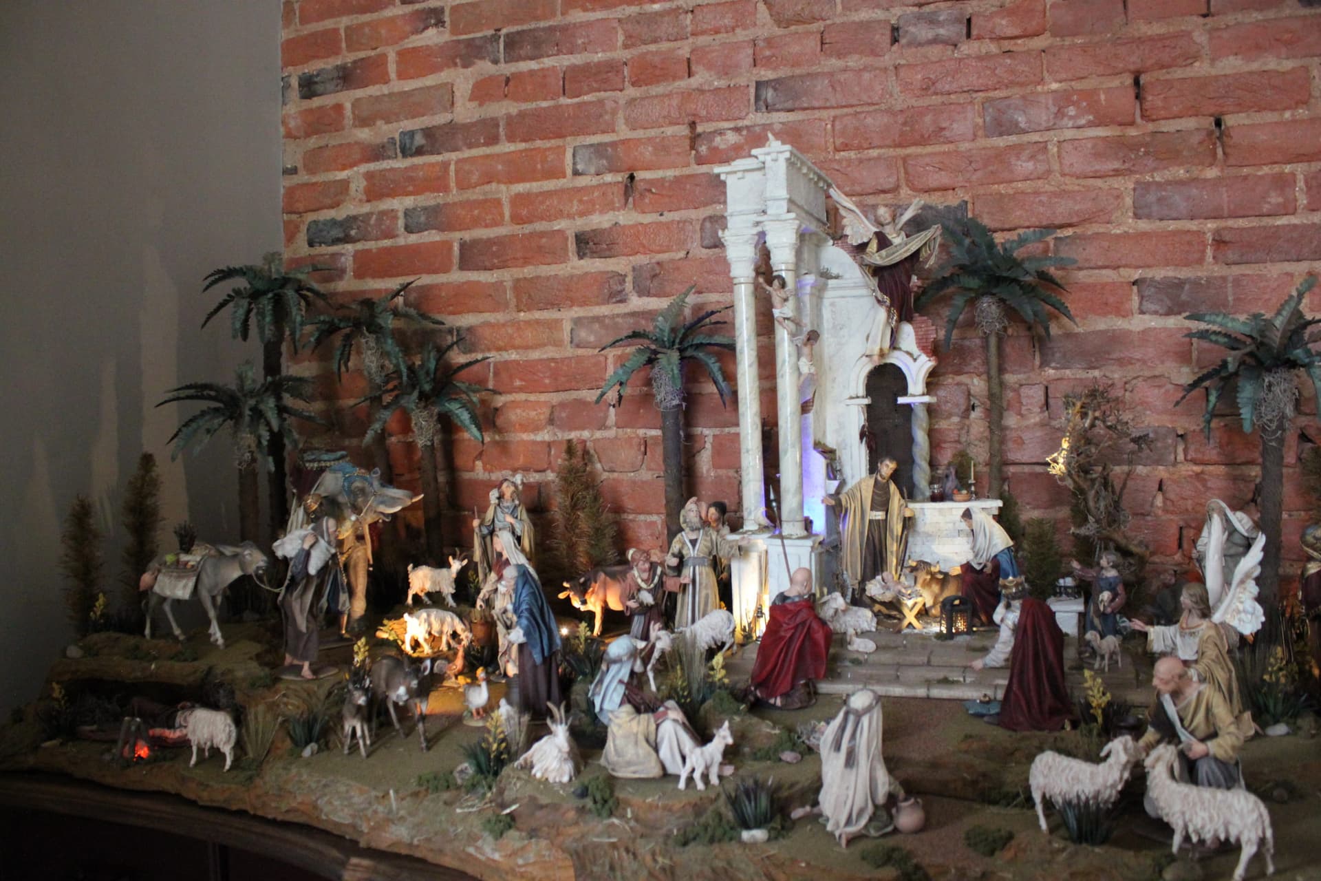 The Renaissance Nativity, photograph 23