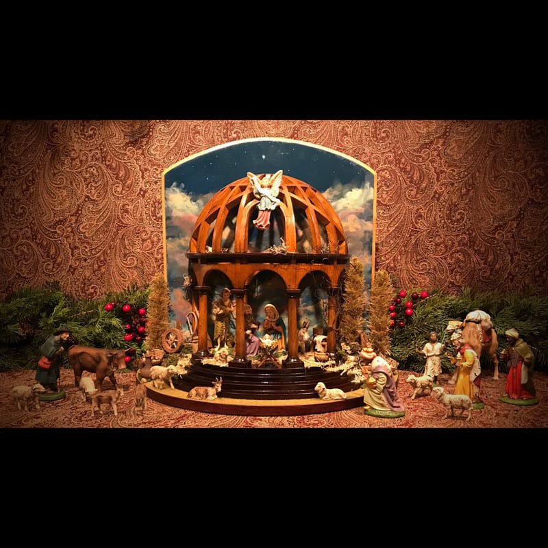 The Marolin Manger, photograph 2