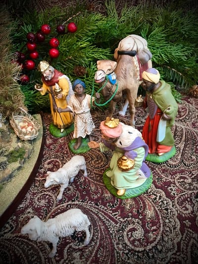 The Marolin Manger, photograph 4